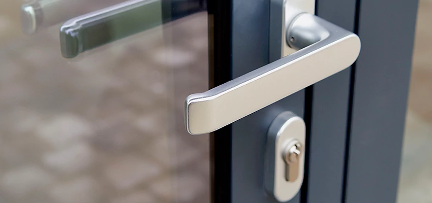 Broken Door Lock Cylinder Repair in Benicia, California